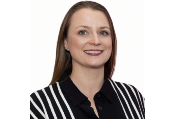 Honorary Professor Laura Keyes